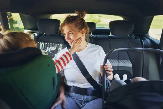 Viajar con bebés: todo para disfrutar de las vacaciones en familia