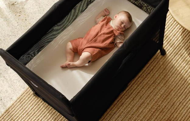 La cuna de viaje, imprescindible para el descanso